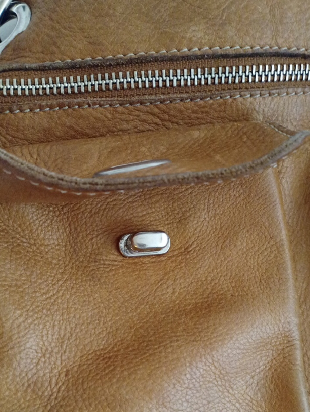 Roots Iconic Village Tribe Leather Embossed Crossbody Adjustable Strap Tan Bag - Picture 13 of 16